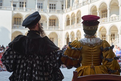 Zdjęcie - Nasz Wawel Rodzinny. Świat królewskich szat